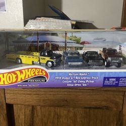 Hot Wheels Premium "Horizon Hauler" collector display set
