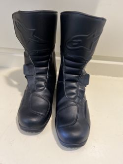Used Alpinestars motorcycle boots SMX-6 v2 model