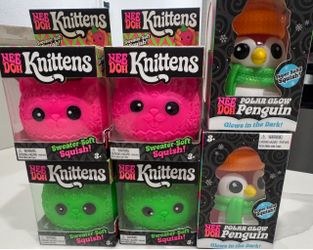 Needoh knittens penguin