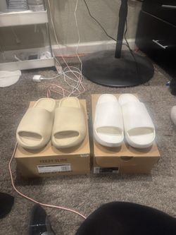 Nike Slides & Yeezy Slides