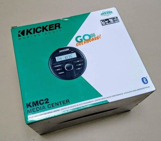 Kicker KMC2 Marine Media Center