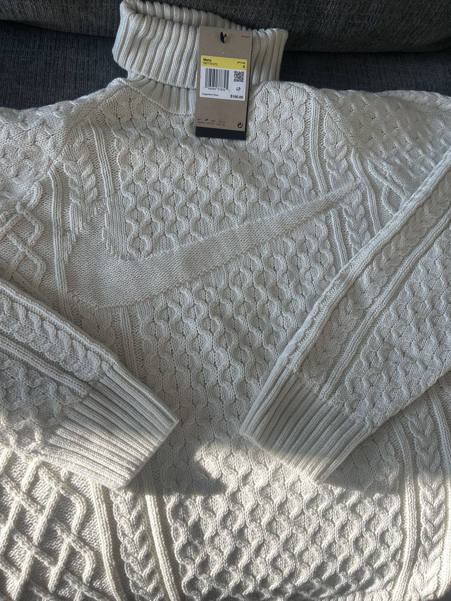 !!!!!!Nike Sweater Brand New