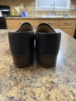 Dansko Women’s Clogs Size 38