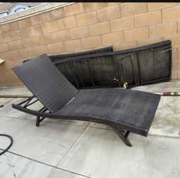 Three outdoor recliner chairs