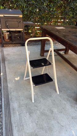 Step Ladder