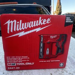 Milwaukee M12 12-Volt Lithium-lon Cordless 3/8 in. Crown Stapler (Tool-Only)