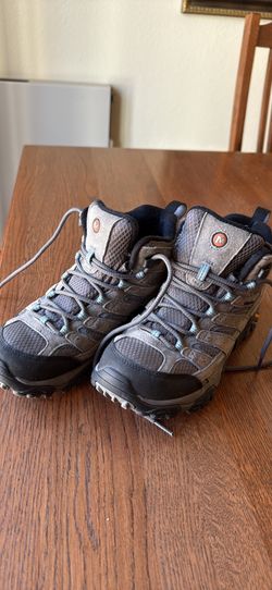 Merrill hiking boots