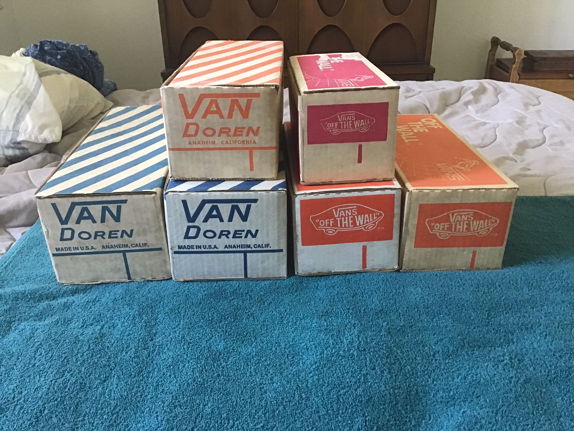 Vintage shoe deals boxes