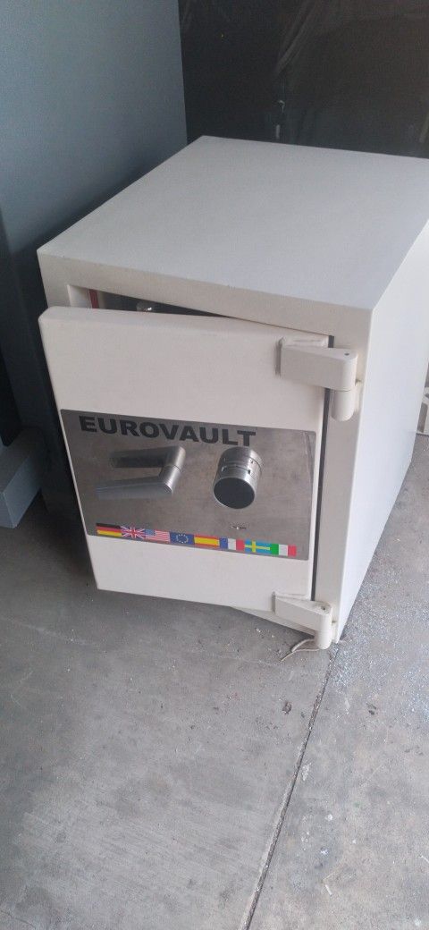 EUROVAULT SAFE
