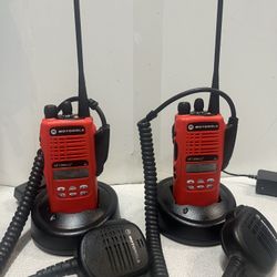 2 X Motorola HT1250 LS+ UHF Two Way Radio Set RED W/Speaker Mics