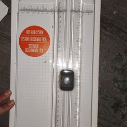 Cricut Portable Trimmer