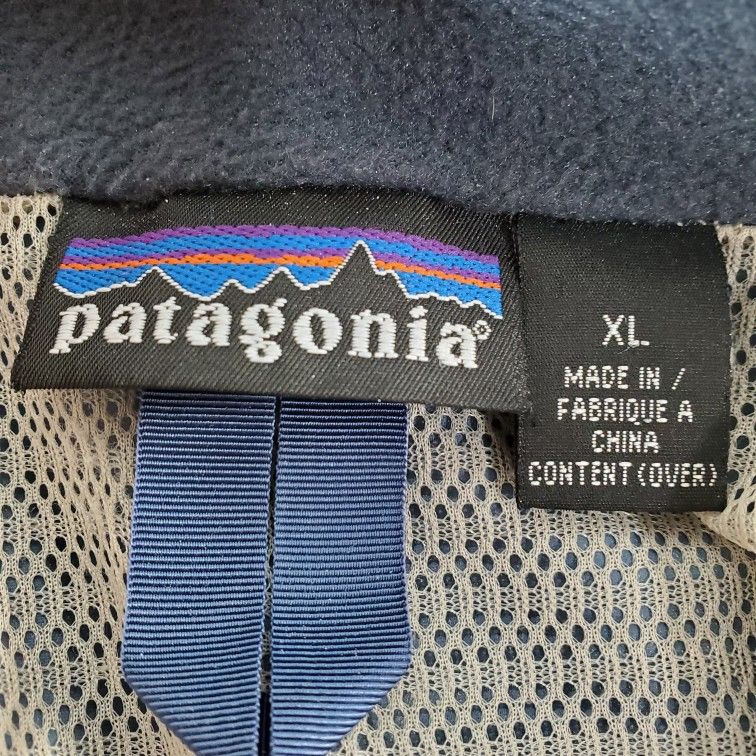 Patagonia Men's XL Blue Jacket Hood Zipper Pockets