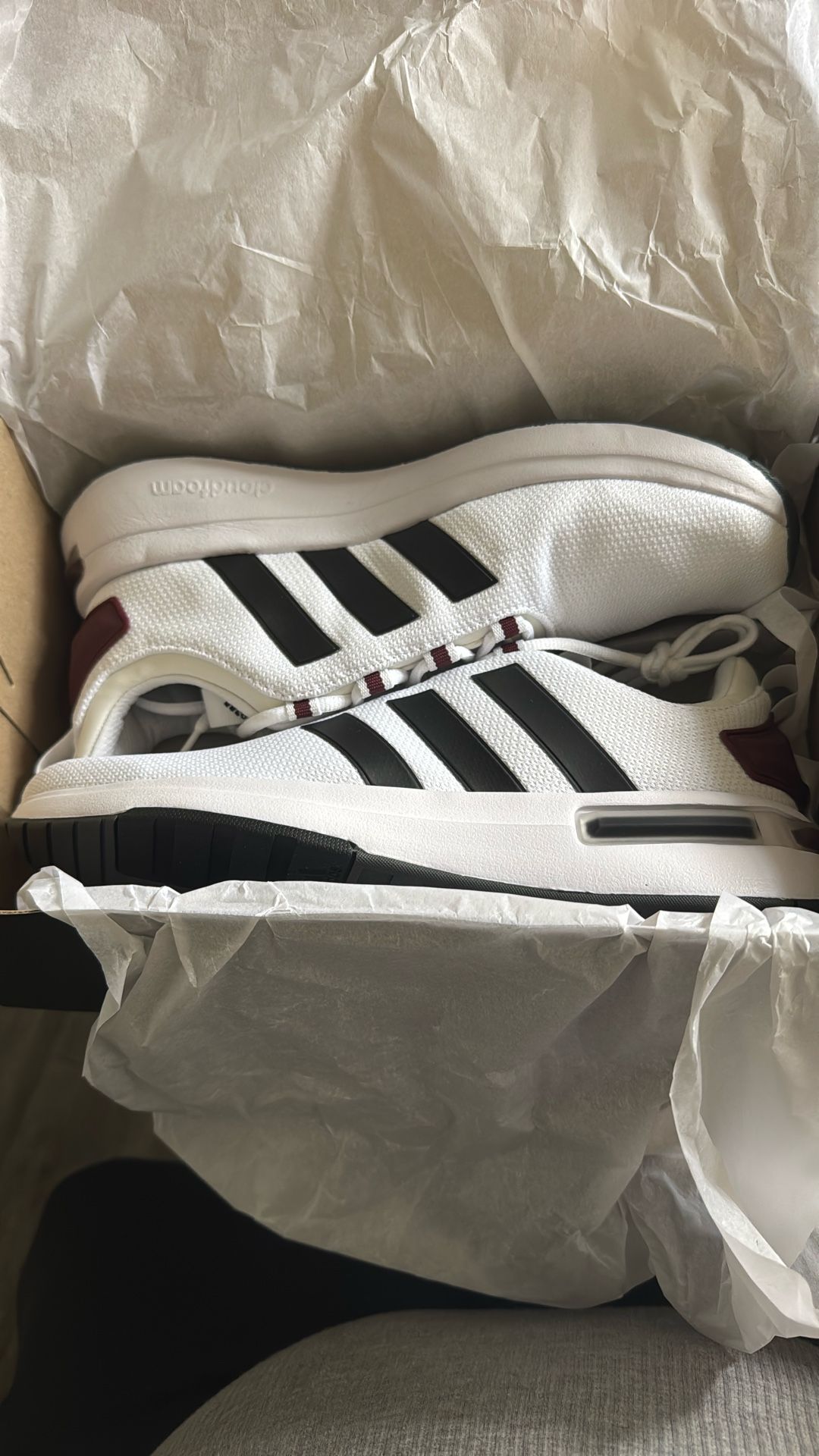 Adidas Cloud foam