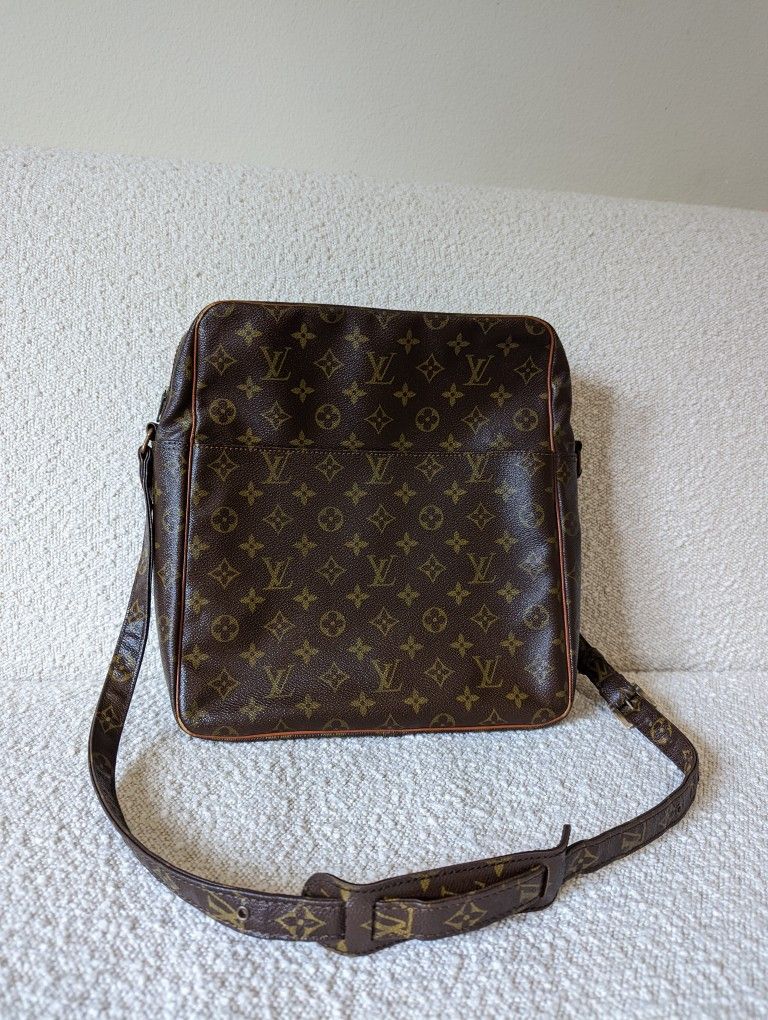 Louis Vuitton Vintage Monogram Canvas Marceau GM