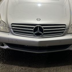 06-11 Mercedes W219 CLS550 CLS500 Left And Right Headlight Lamp Halogen OEM