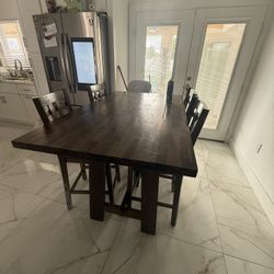 dinning table