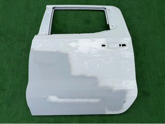 Chevrolet Silverado GMC Sierra 1500 Left Driver Side Rear Door Puerta Izquierda Chofer Trasera 2019 2020 2021 2022 2023 2024 2025 2026
