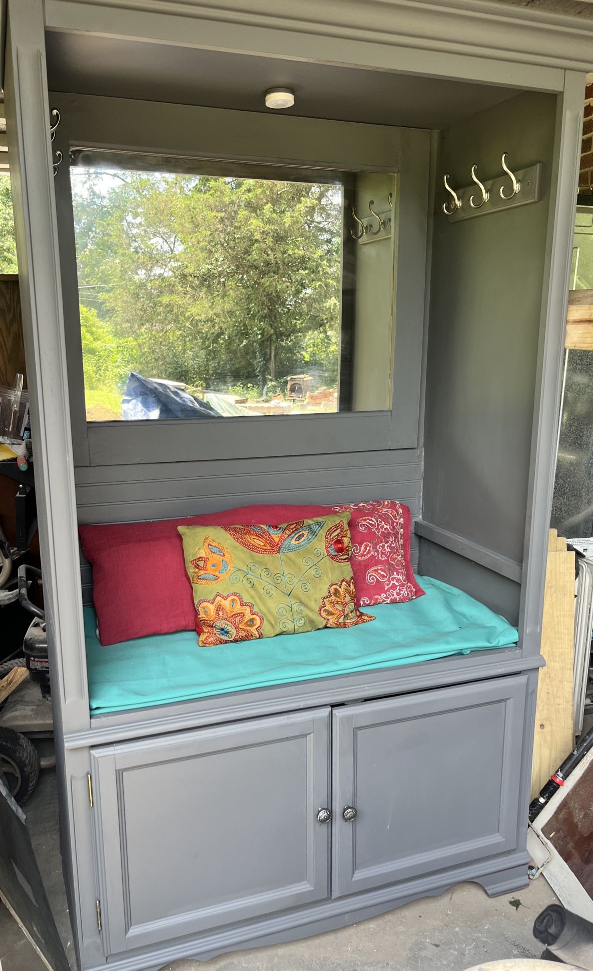Entryway Bench With Storage