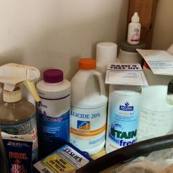 Pool Care/ Maintenance Supplies/Chemicals Bundle. 
Contact me for additional information and pictures. 
*** Cash 💸 only, please. Local pick-up only, 