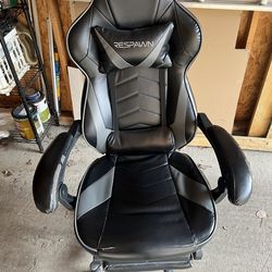 Gaming chair