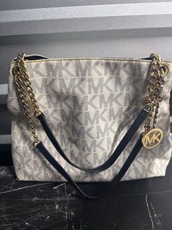 Michael Kors MK Signature Tote Bag