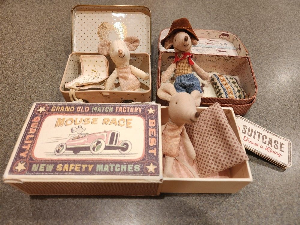Tiny "Mouse In A Box" (Suitcases & Matchbox) 3 Total