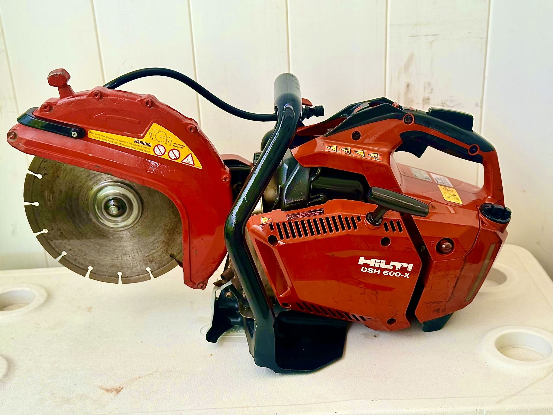 sierra cortadora de gas Hilti DSH 600-X de 12 pulgadas