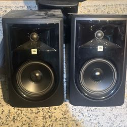JBL 306p MKii