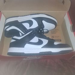 Nike air dunks low