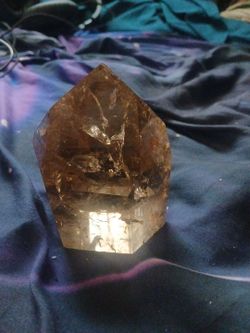 Paper weight krystal