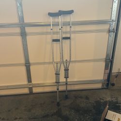 Free Crutches 