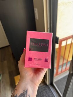 Valentino Born in Roma EXTRADOSE