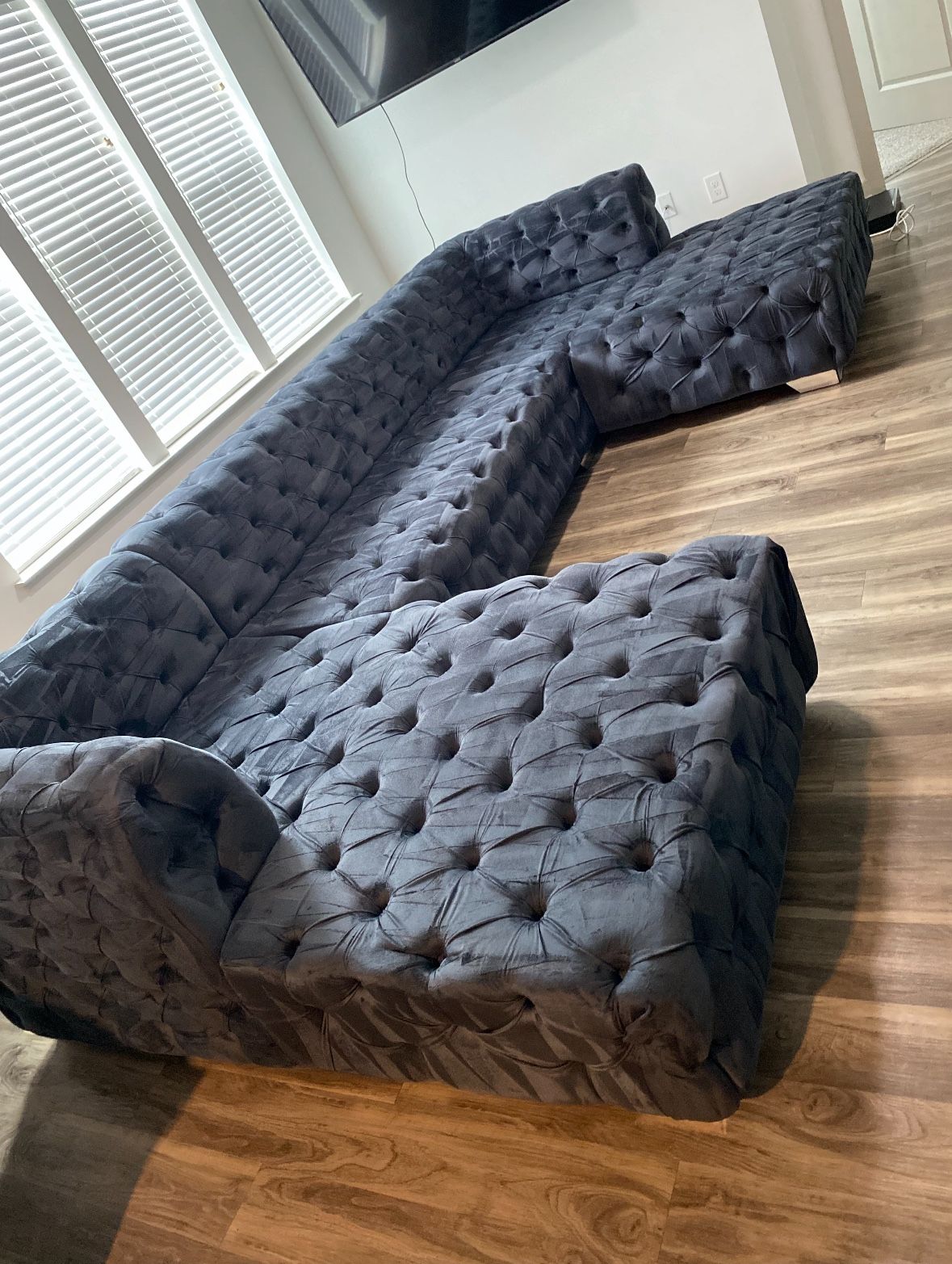 Button Tufted Sectional Sofa Gray Meridian Modern