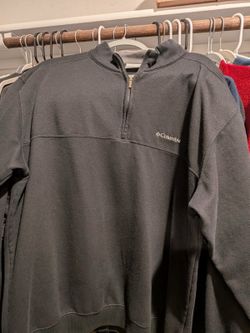 XXL fits like a XL Colombia quarter zip