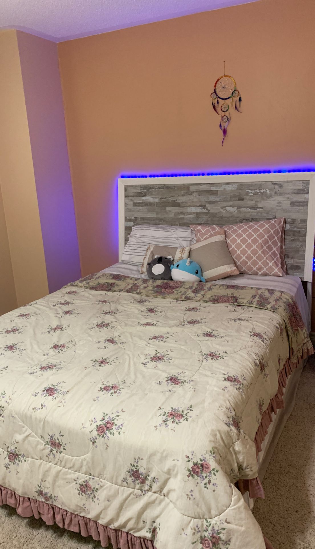 Queen Size Wooden Bed