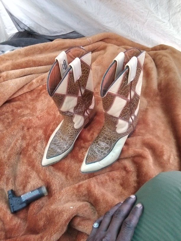 Nocona Women's Boots Size 7.5b