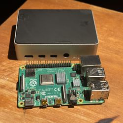 Raspberry Pi4 (Flicr Aluminum Case Included)