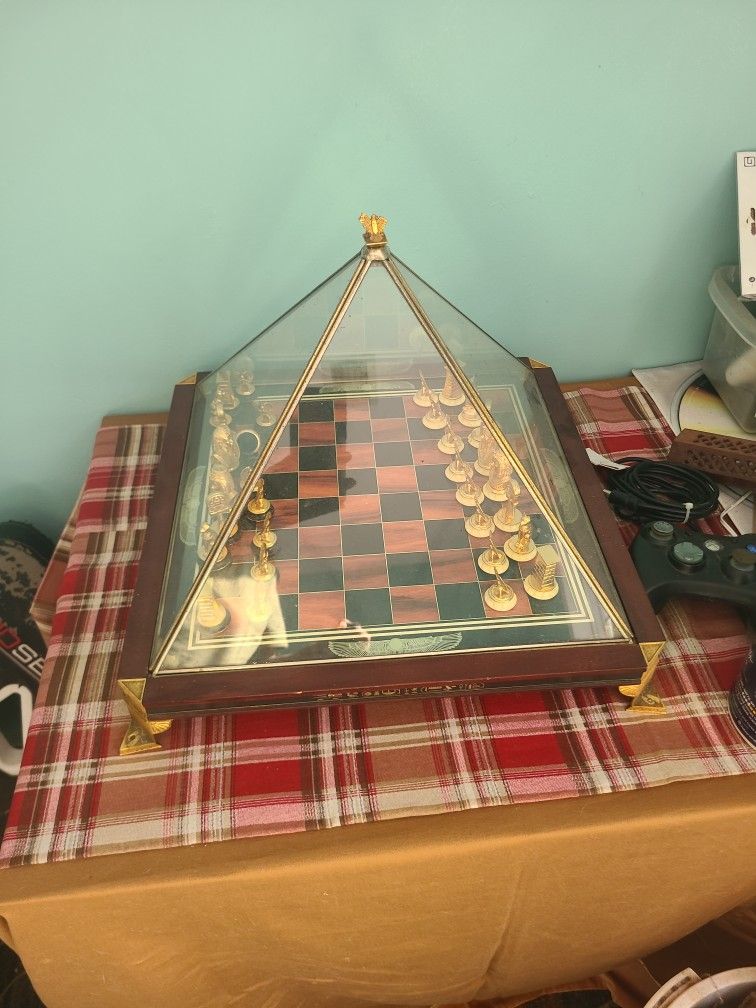 Franklin Mint King Tut Chess Set
