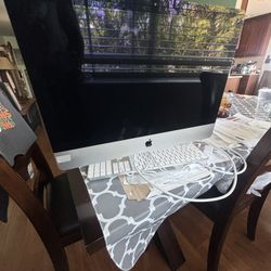 Mac Desktop 24" and Ubiquiti Module