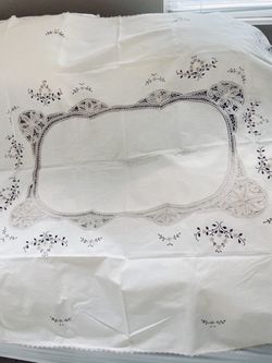 Brand New Cotton and Linen Exquisite Embroider Table Cover Or Can Use Something Else .+ 4 Pieces  Lace Cloth Napkin.
