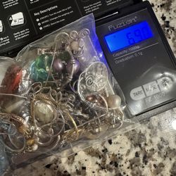 Lots Of EARRINGS 