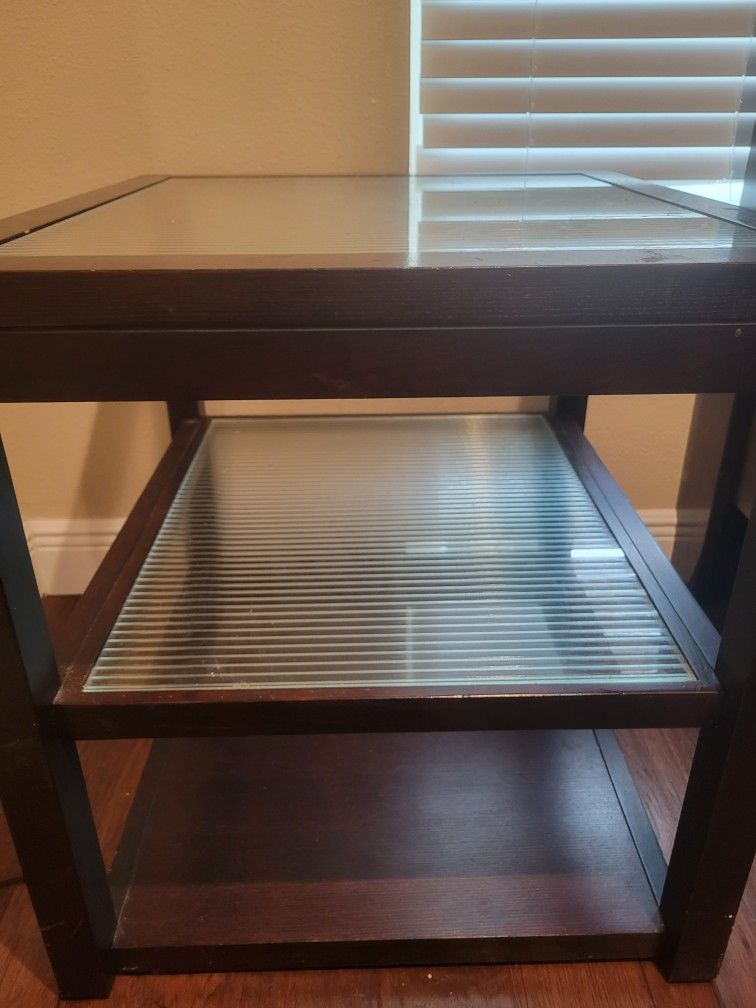 2 End Tables & Desk
