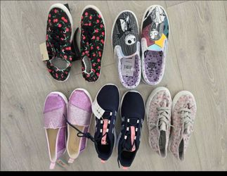 Brand new women's shoes