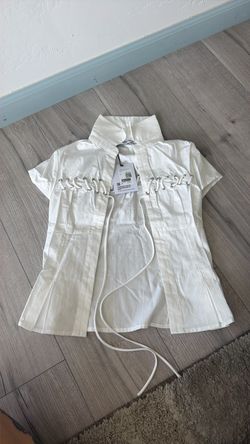 Size 2/xsmall princess polly white blouse