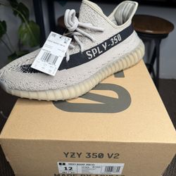 Yeezy Boost 350 V2