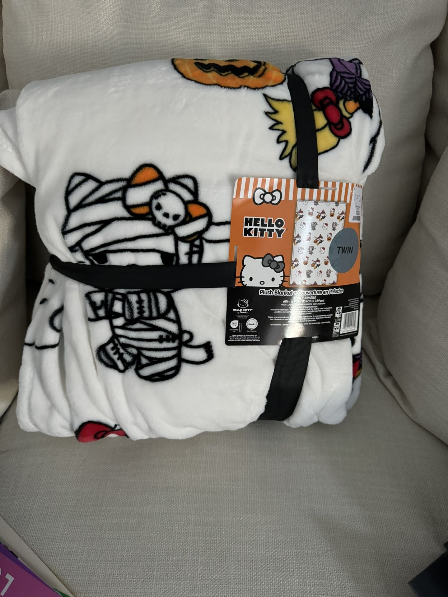 Hello Kitty Halloween Blanket 