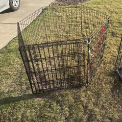 Pet Fence And Crate 