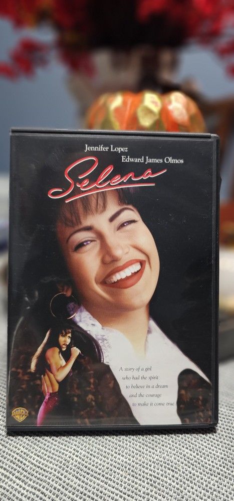 Selena DVD