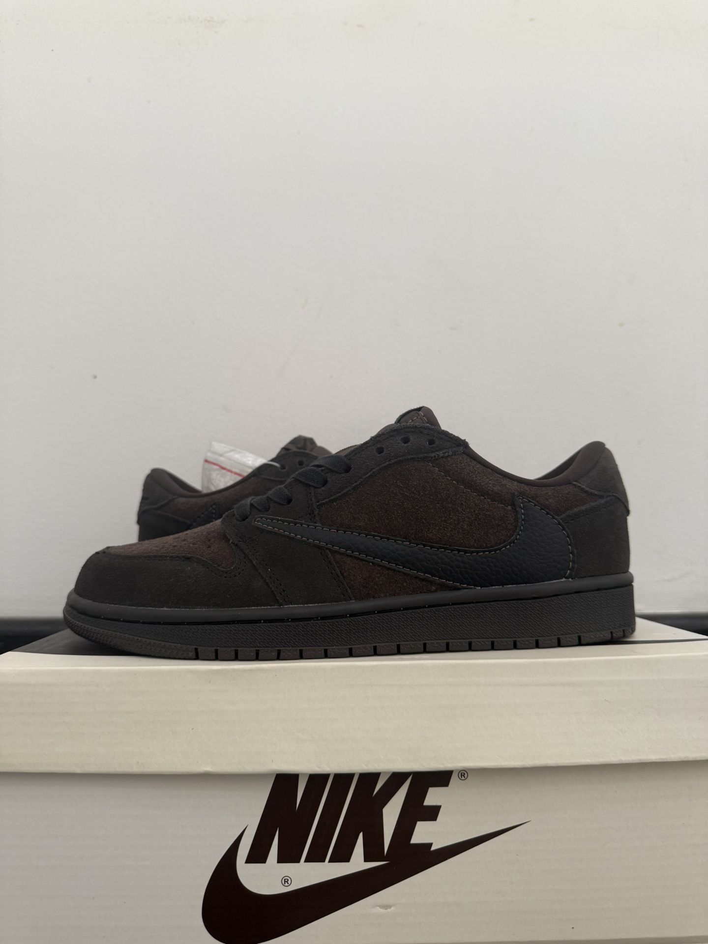 New Men’s Shoes , Size : 7.5, 9.5 And 12