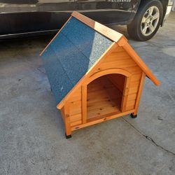 Like New Trixie Dog House